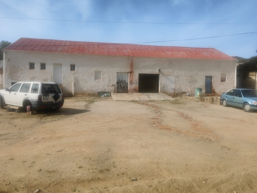 13 Bedroom Property for Sale in Uniondale Western Cape